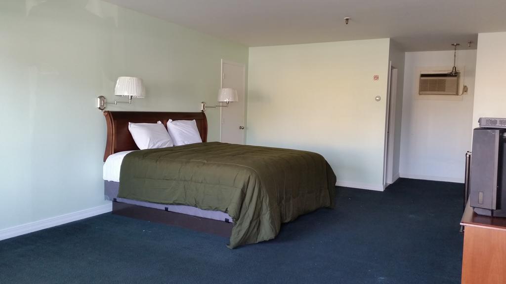 Budget Motor Inn- Stony Point Exteriör bild